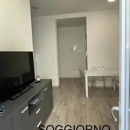 Casavienna App A2 Lägenhet Varazze