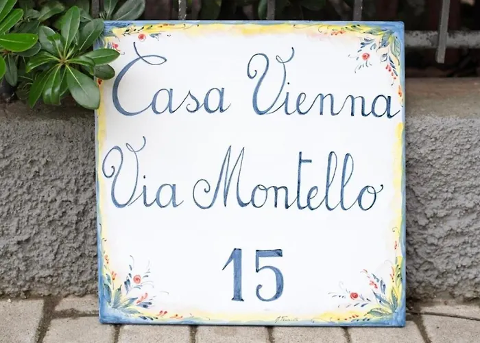 Casavienna App A2 * Varazze