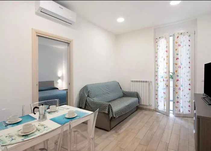 Casavienna App A2 * Varazze